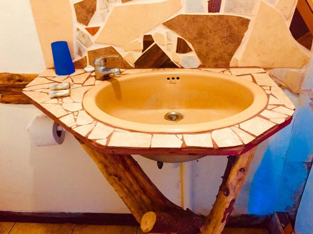Cabanas Moenga Hanga Roa Bagian luar foto